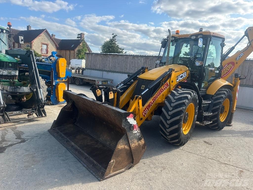 JCB 4 CX SM لوادر ذات جرافات عكسية