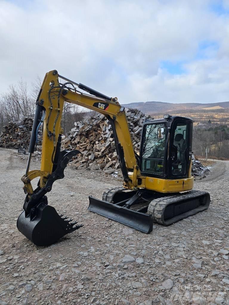 CAT 305DCR حفارات صغيرة أقل من 7 طن (حفارات صغيرة)