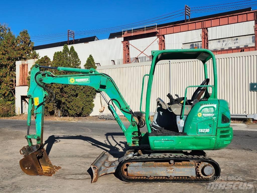 Takeuchi TB 230 حفارات صغيرة أقل من 7 طن (حفارات صغيرة)