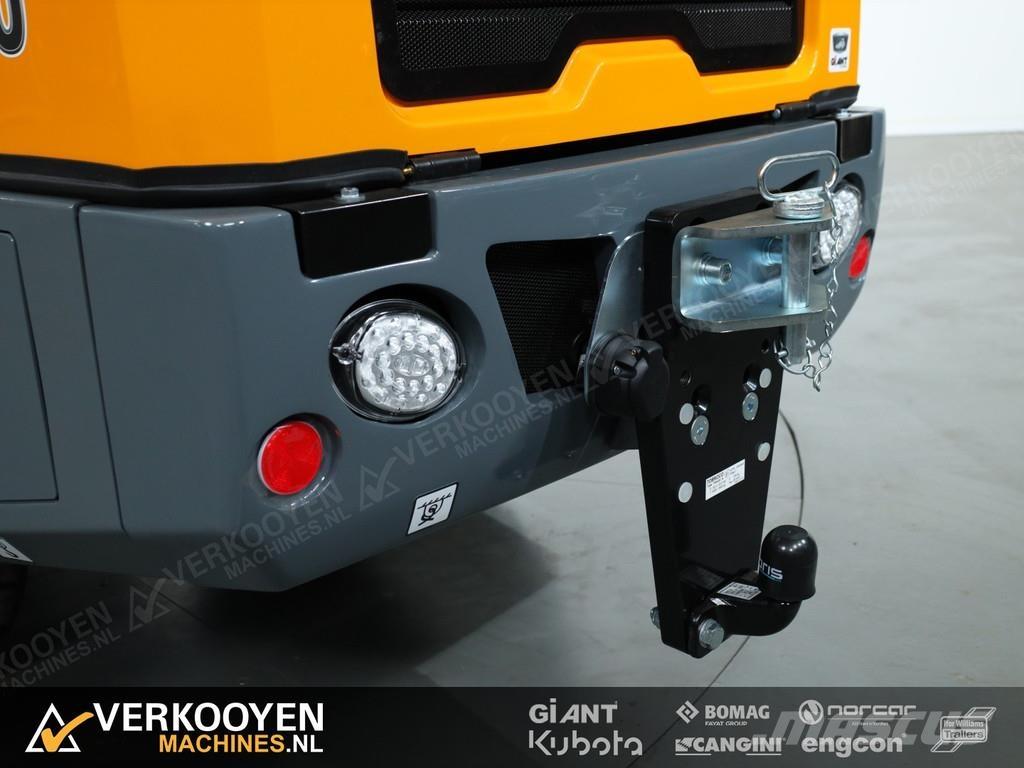 GiANT G3500 لوادر بعجل