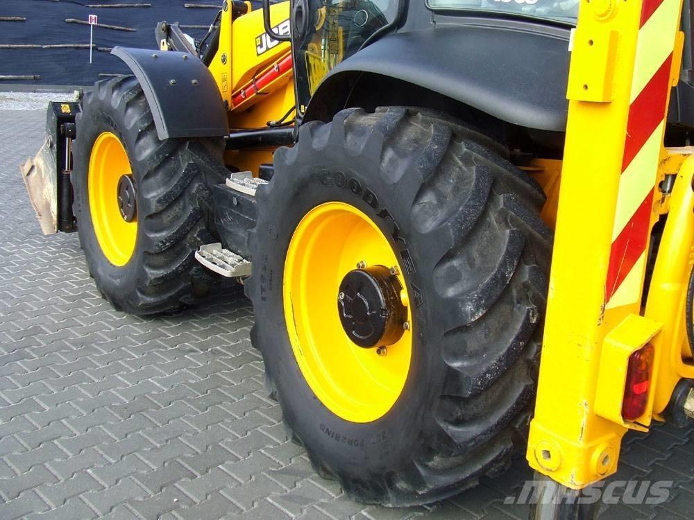 JCB 4CX لوادر ذات جرافات عكسية