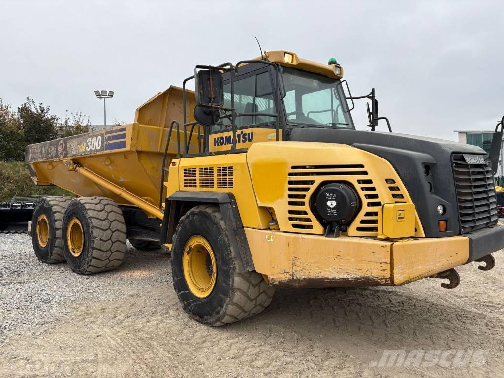 Komatsu HM300-3 ساحبات مفصلية
