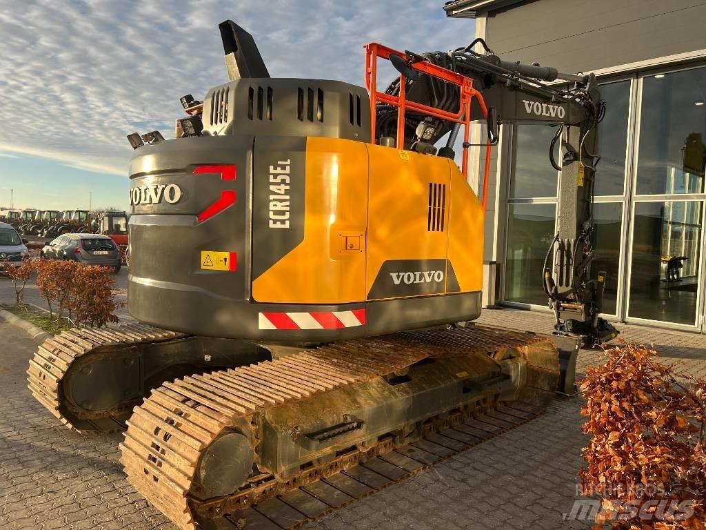 Volvo ECR 145 E حفارات زحافة