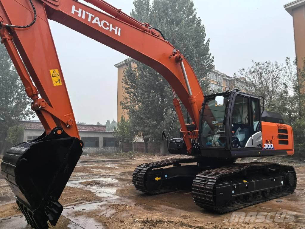 Hitachi ZX300 حفارات زحافة