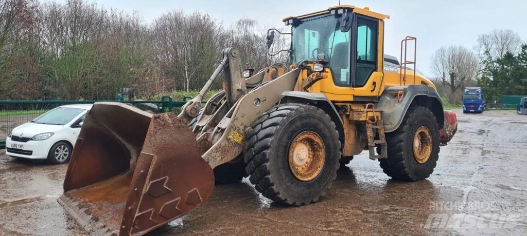 Volvo L 120 H لوادر بعجل