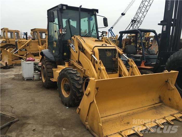 JCB 3 CX لوادر ذات جرافات عكسية