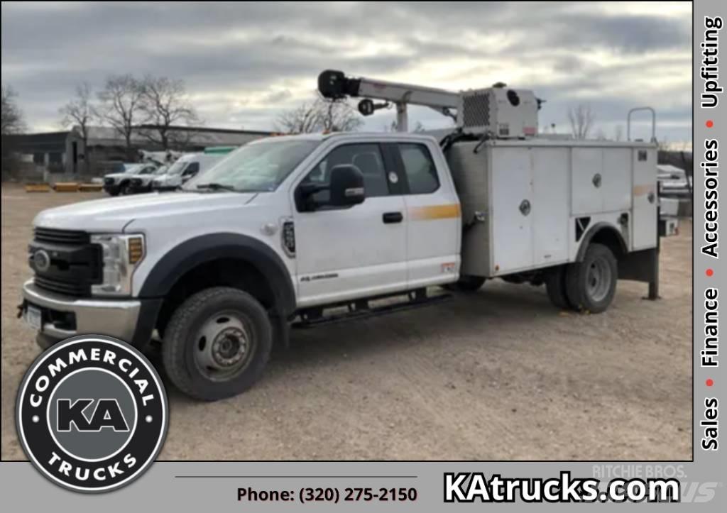 Ford F 550 XL SD رافعات مجنزرة