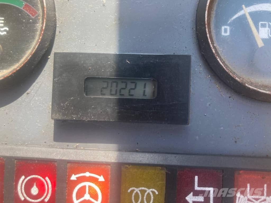 Liebherr A 904 مناولات المخلفات / مناولات صناعية