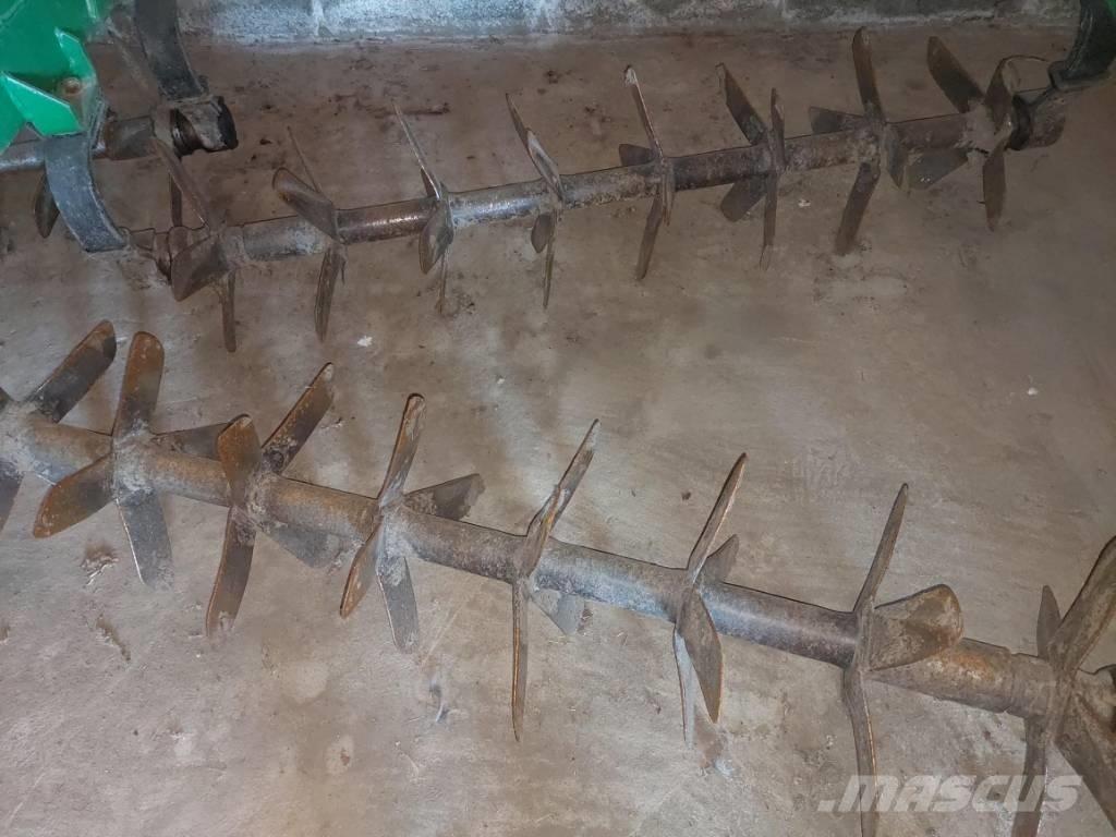 Kronos 3200 H كاسحات