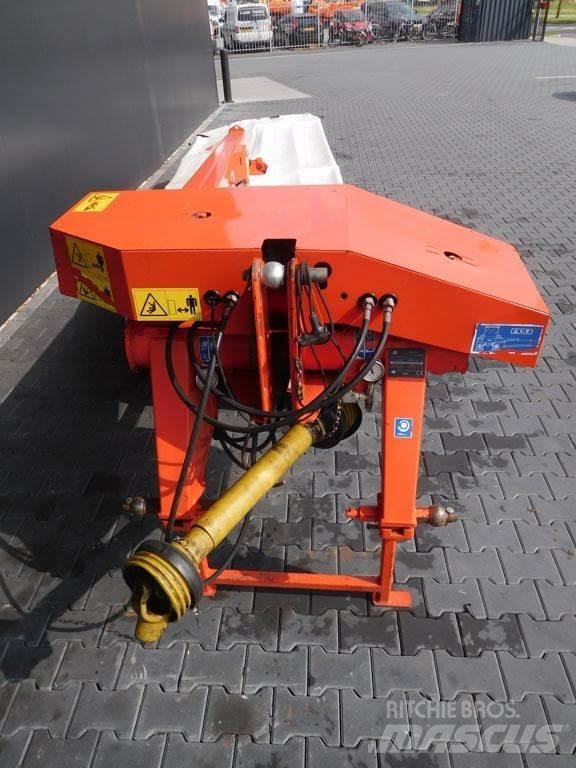 Kuhn GMD 4410-FF مكابس وميبسات التبن
