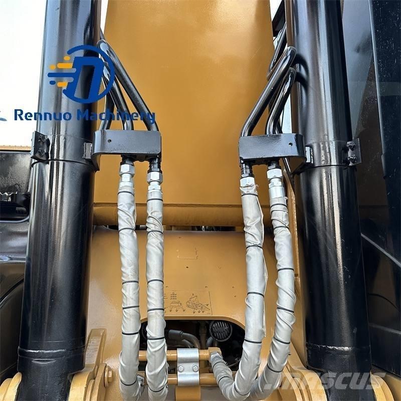 CAT 330 D L حفارات زحافة