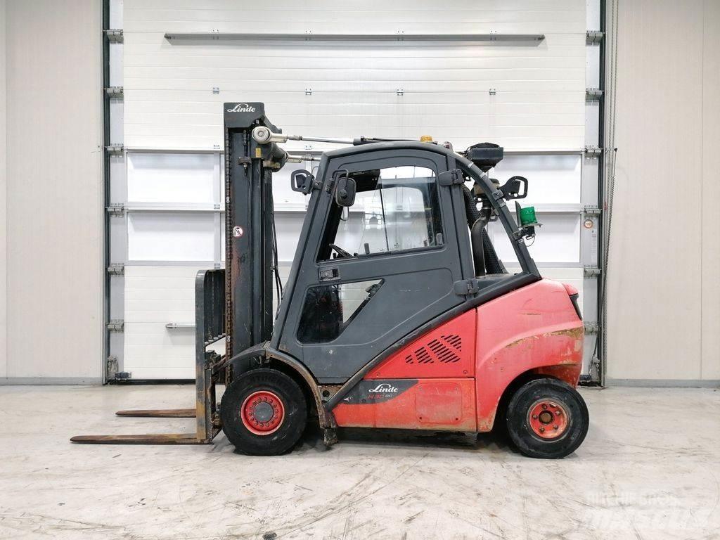 Linde H30D-02 شاحنات الديزل
