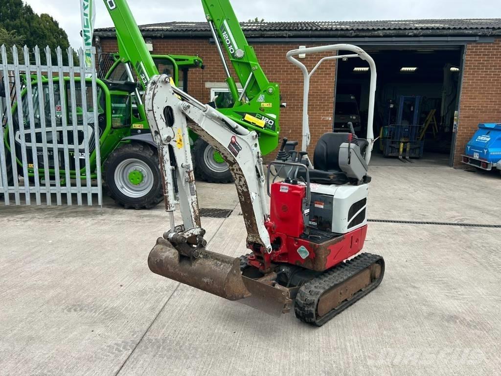 Takeuchi TB 210 R حفارات صغيرة أقل من 7 طن (حفارات صغيرة)