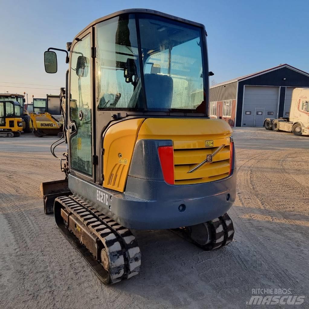 Volvo EC 27 C حفارات صغيرة أقل من 7 طن (حفارات صغيرة)