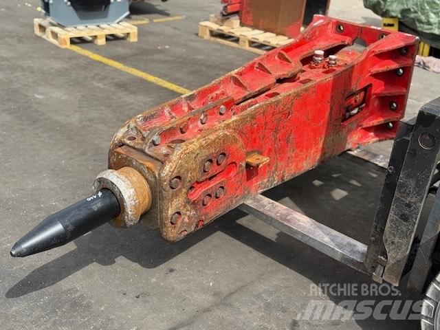 Socomec WAGA 1340 KG مطارق / كسارات