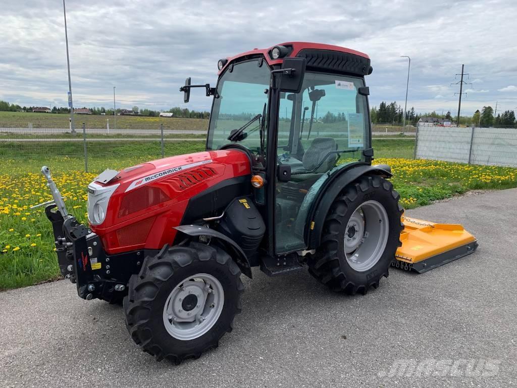 McCormick X 2.055 الجرارات