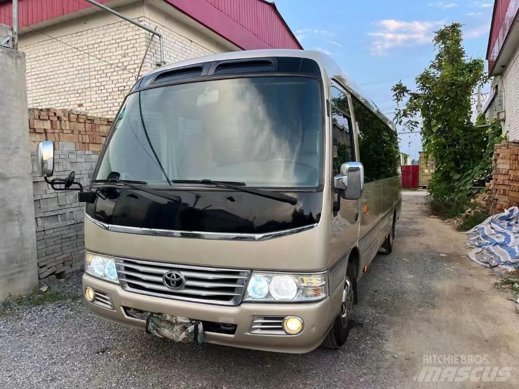 Toyota Coaster Bus حافلة صغيرة