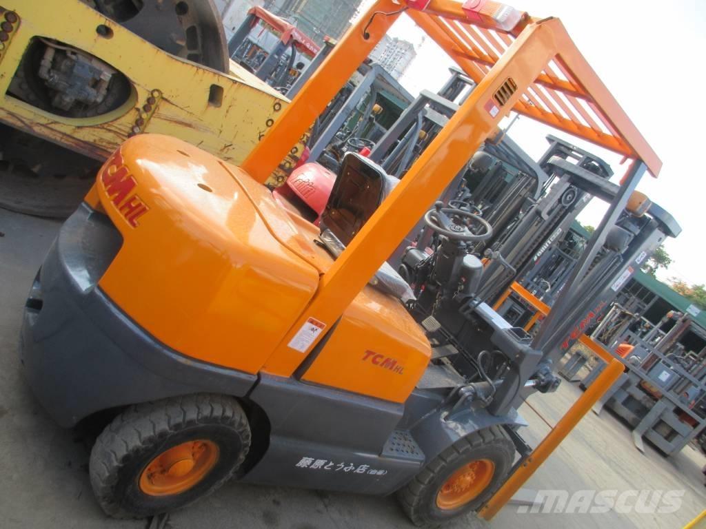 TCM FD 30 شاحنات الديزل