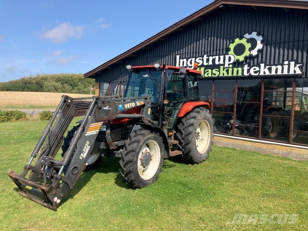 New Holland TL 90 الجرارات