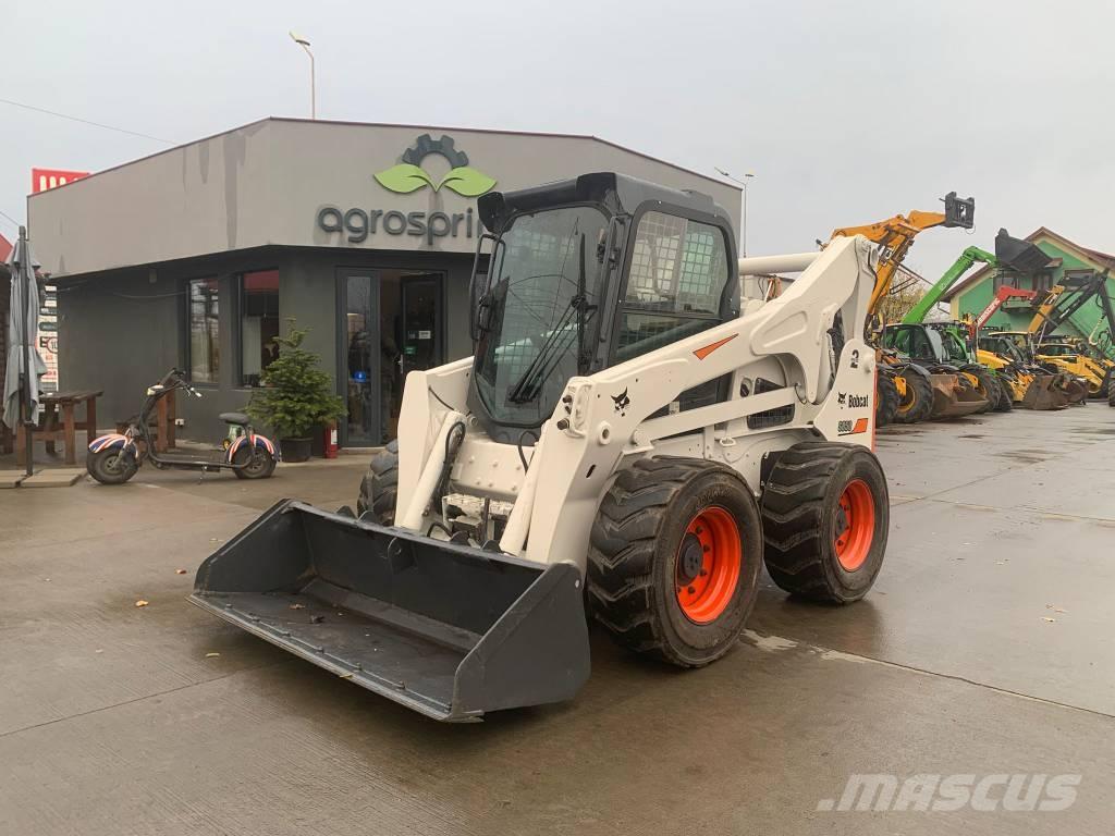 Bobcat S 850 لوادر انزلاقية التوجيه