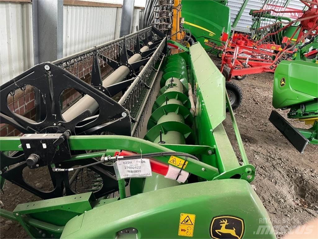 John Deere 622R رؤوس حصادات