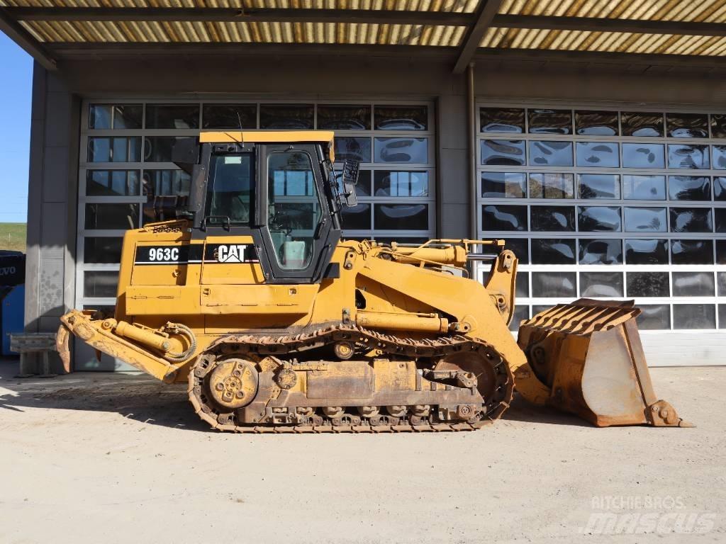 CAT 963 C لوادر زحافة