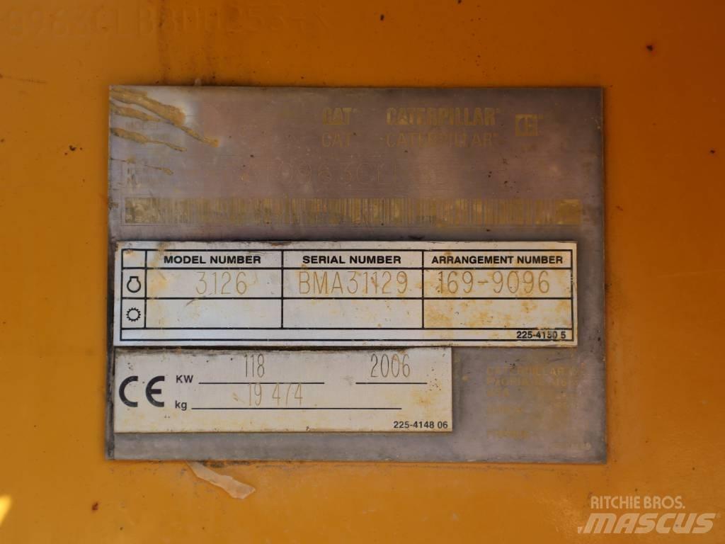 CAT 963 C لوادر زحافة