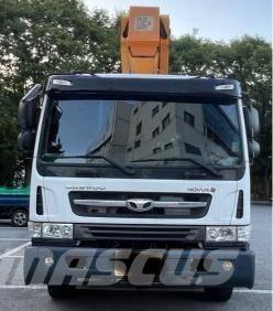 Jinwoo JW450 المنصات الهوائية المثبتة على شاحنة