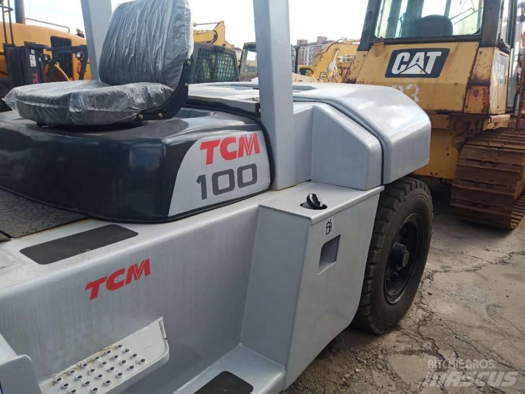 TCM FD 100 شاحنات الديزل