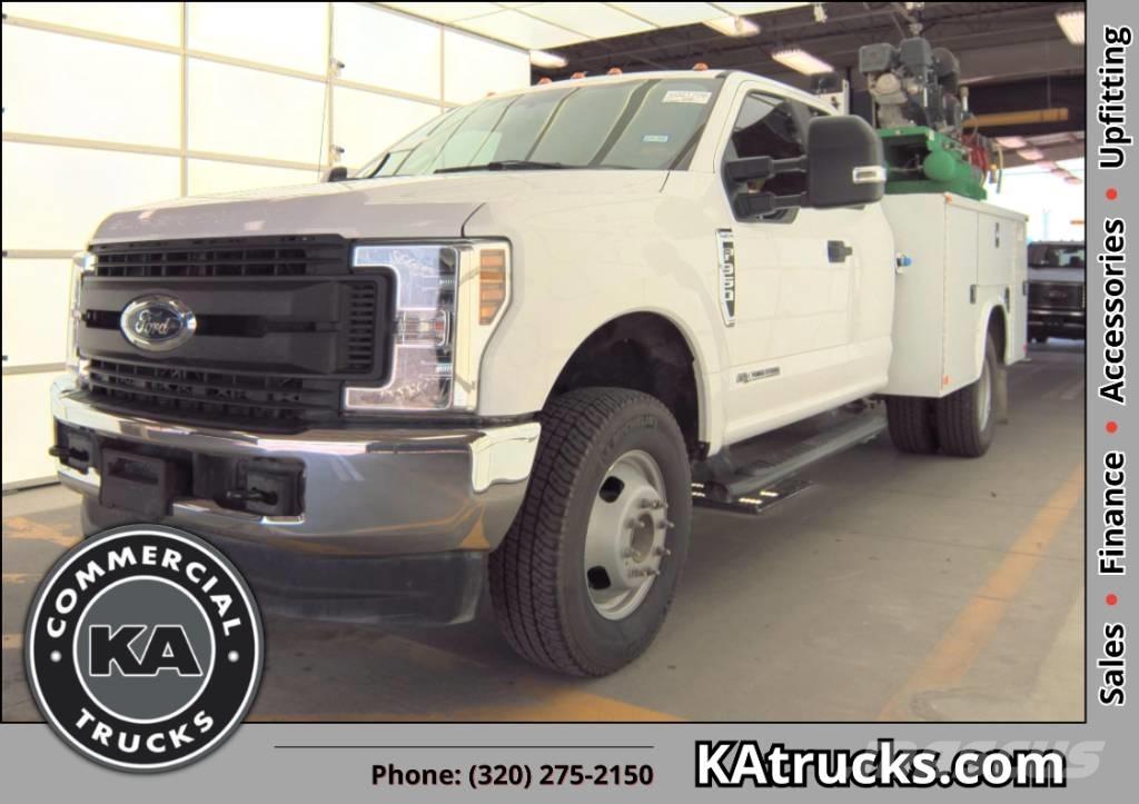 Ford F 350 XL SD رافعات مجنزرة