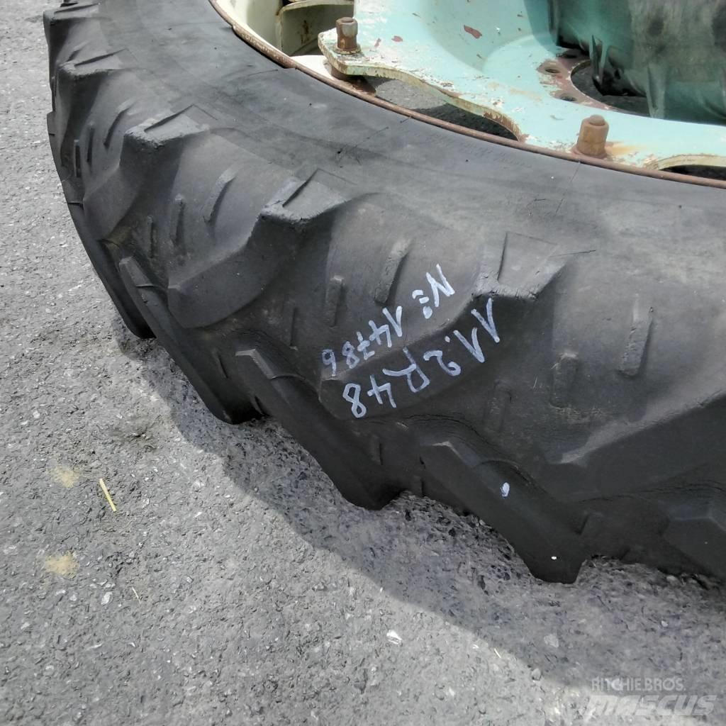 Kleber 11.2R48 الإطارات والعجلات والحافات