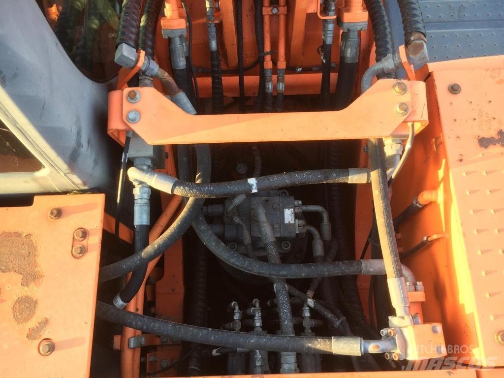 Doosan DX 255 LC حفارات زحافة