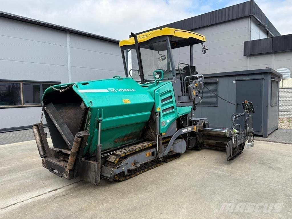 Vögele Super 1300-3i معدات السفلتة