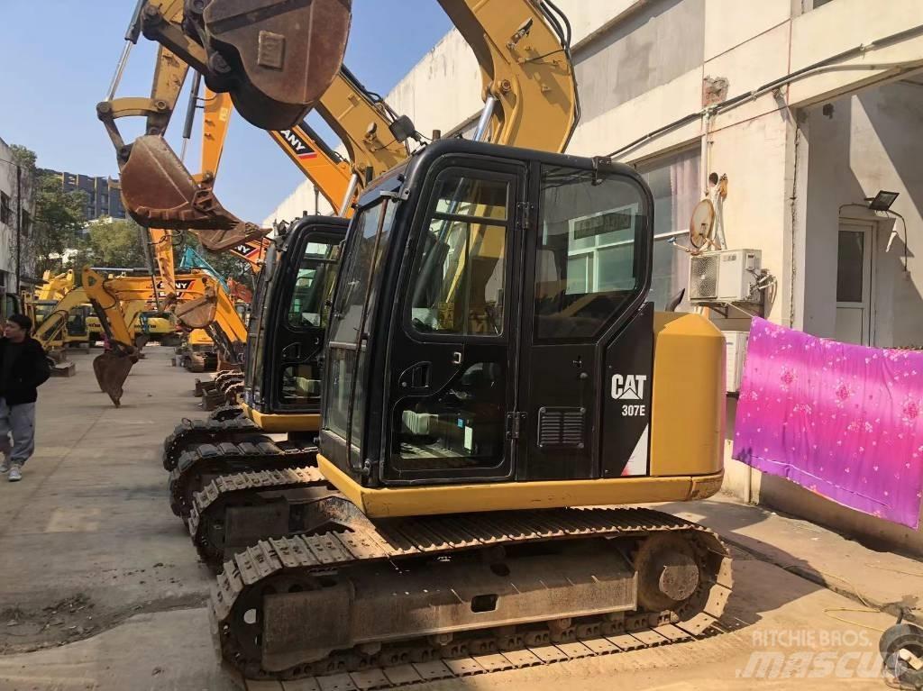 CAT 307 حفارات زحافة