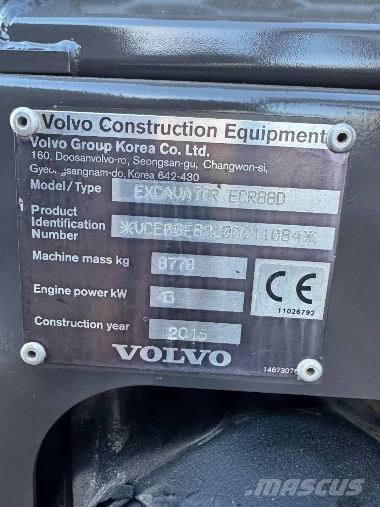 Volvo ECR 88 D حفارات وسط 7 طن - 12 طن