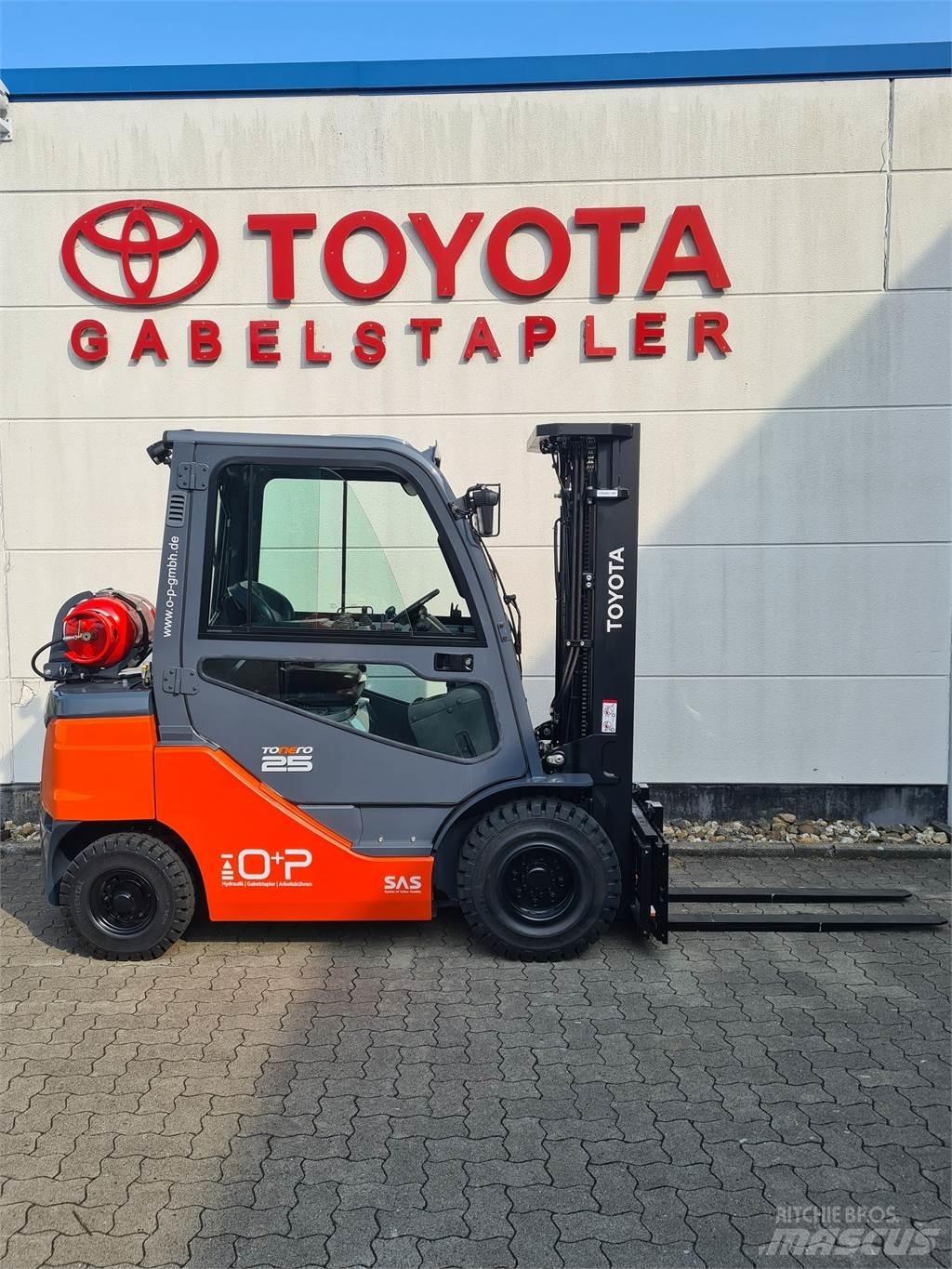 Toyota 02-8FGF25 شاحنات LPG