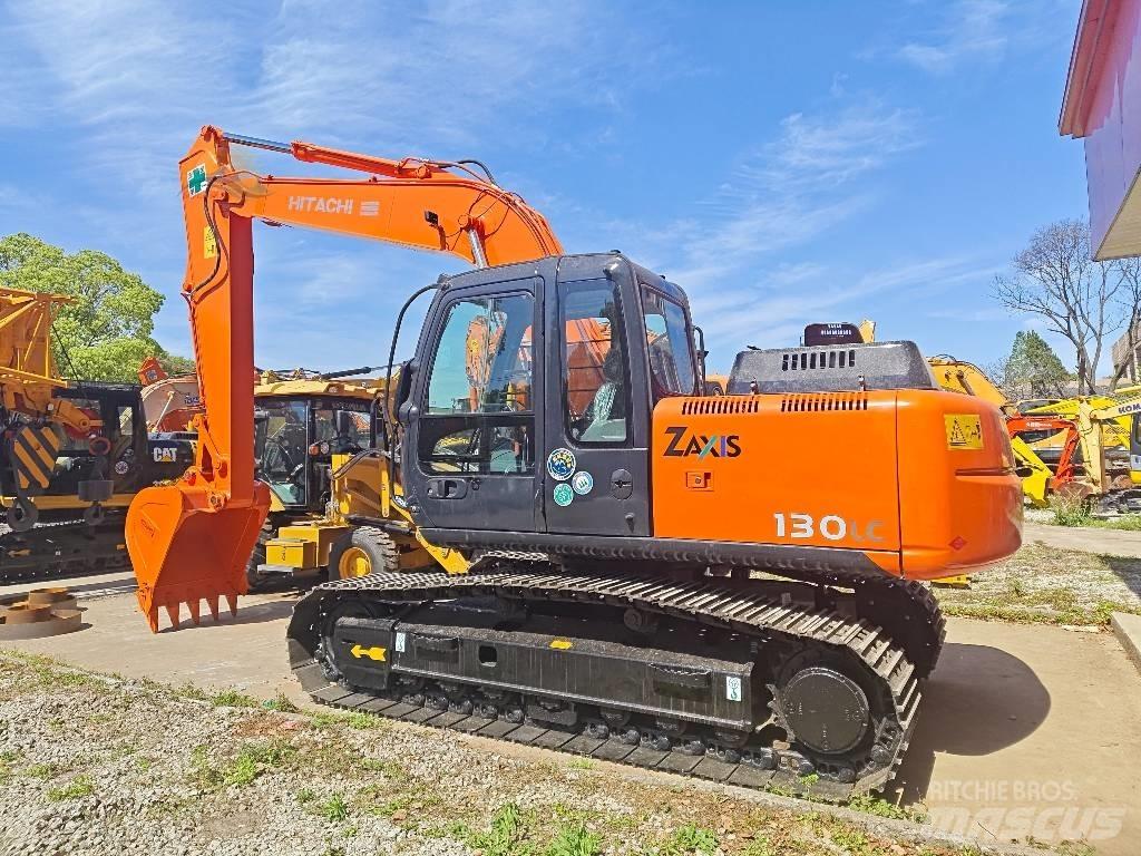 Hitachi ZX 130 حفارات زحافة
