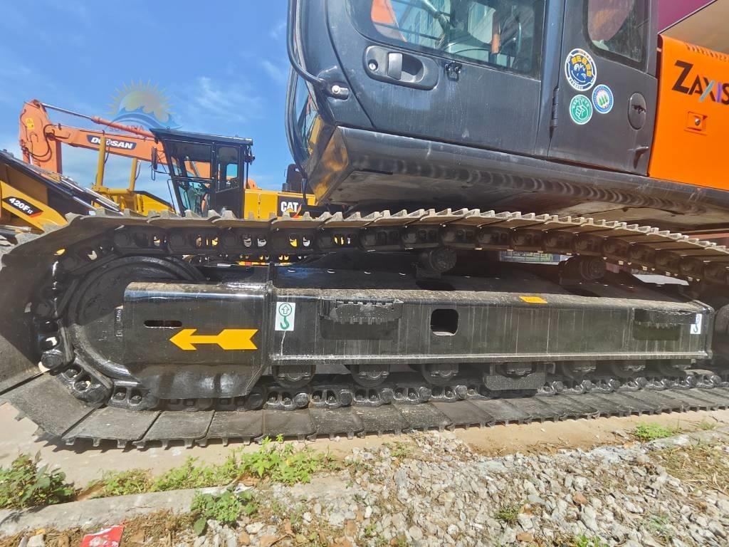 Hitachi ZX 130 حفارات زحافة