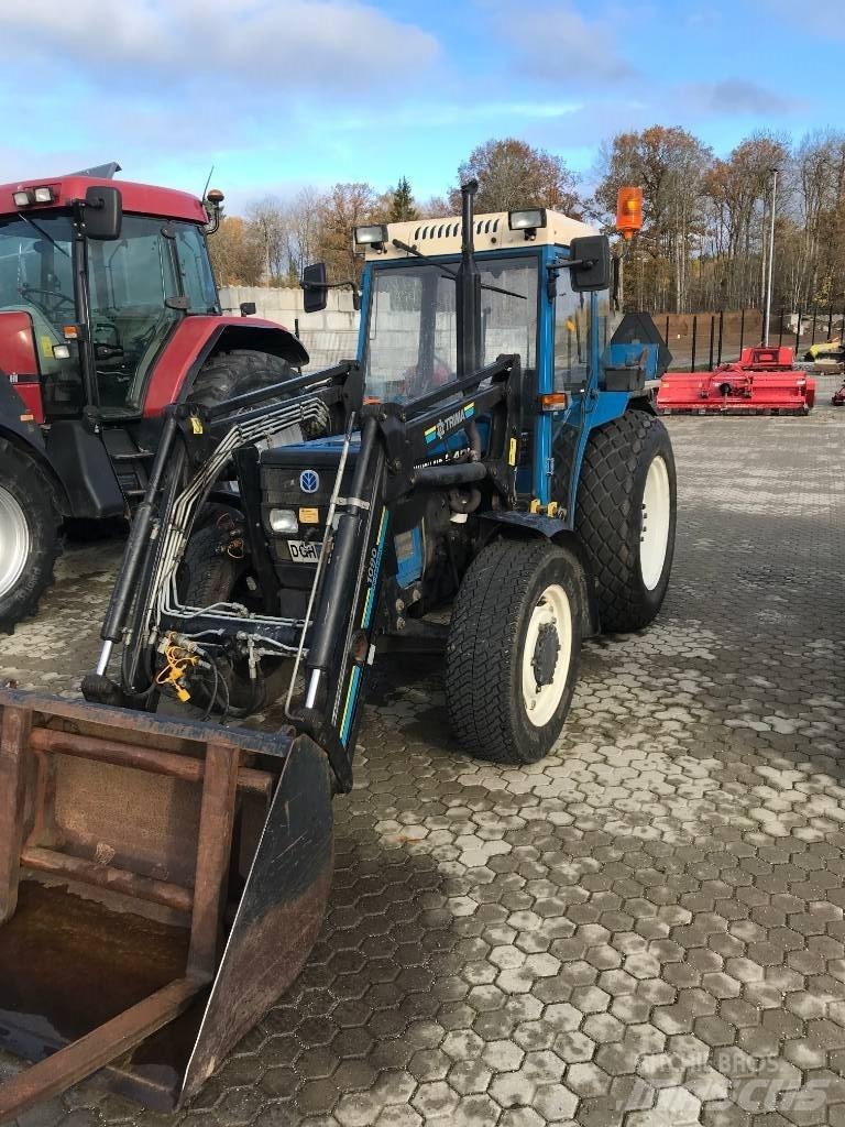 New Holland 3435 الجرارات