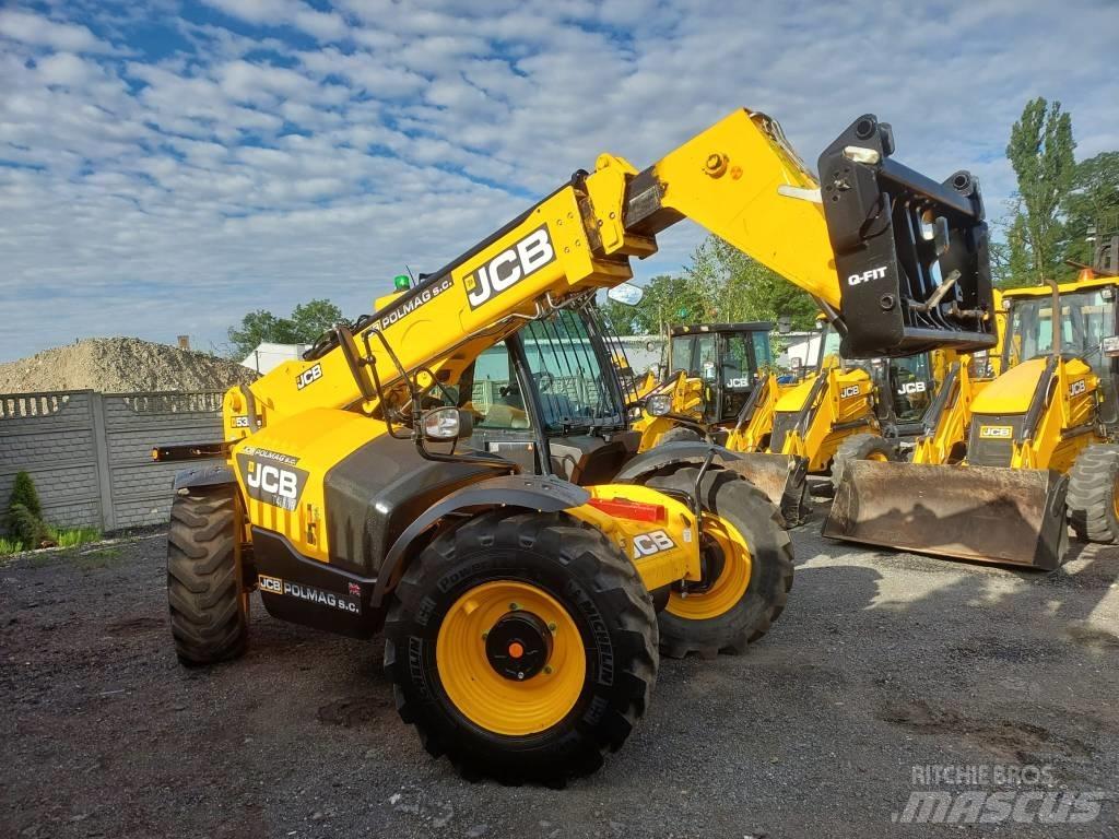 JCB 535-95 مناولات متداخلة