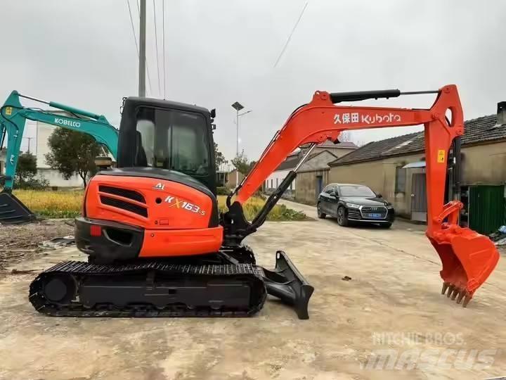 Kubota KX163-5 حفارات زحافة