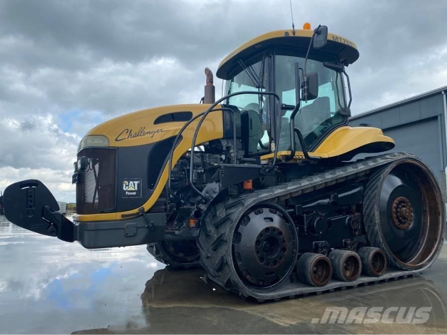 CAT Challenger MT765 الجرارات