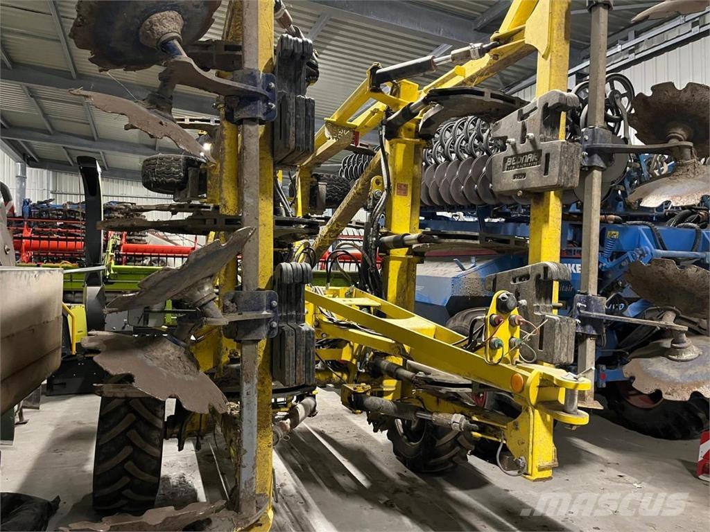 Bednar TO6000 HM زراعات