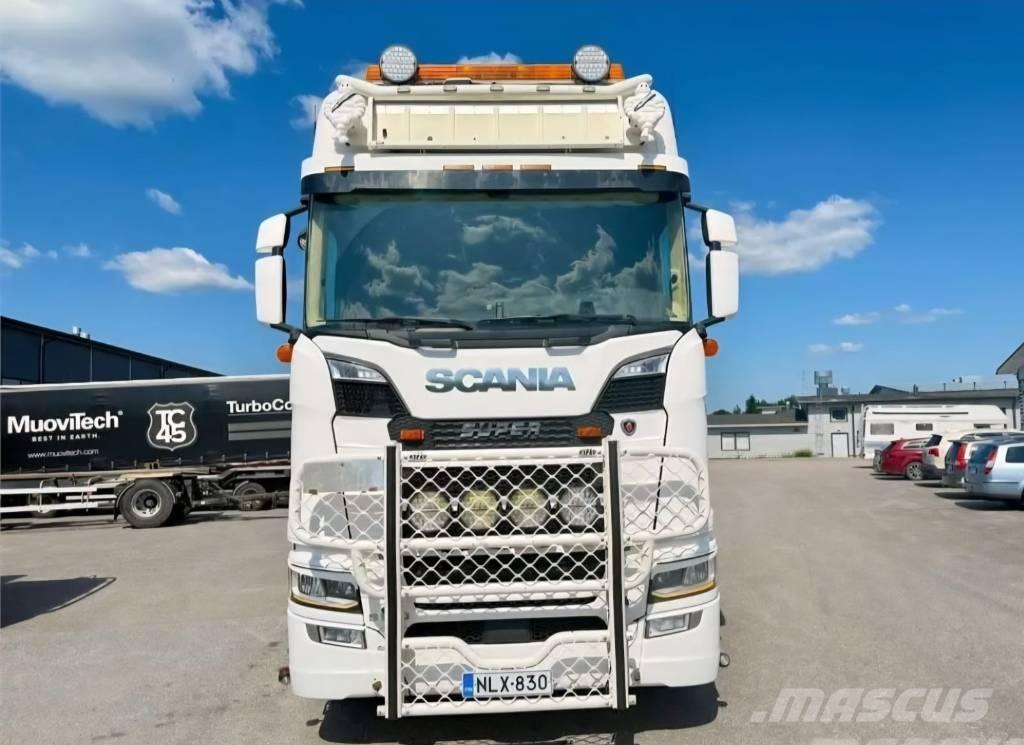 Scania S 580 وحدات الجر