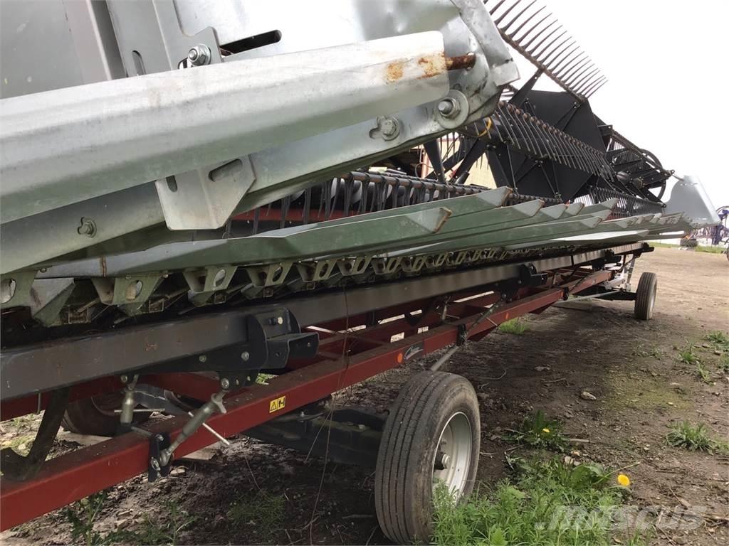 Case IH 3100 رؤوس الحصادات الدراسات