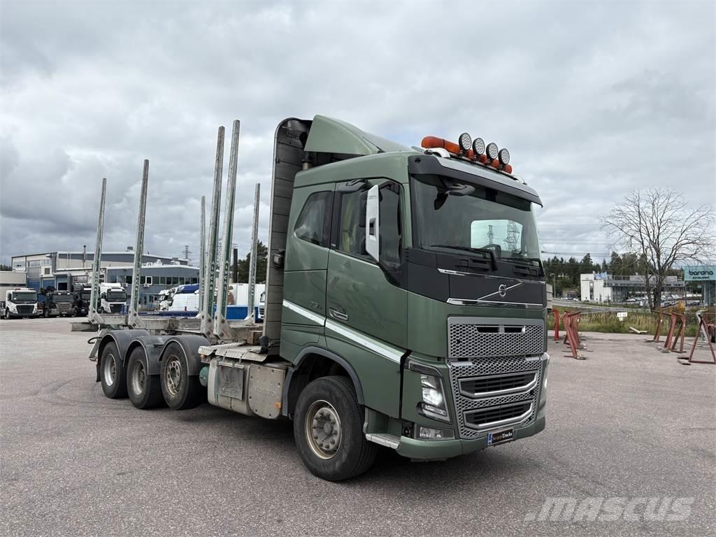 Volvo FH16 8x4 شاحنات أشجار