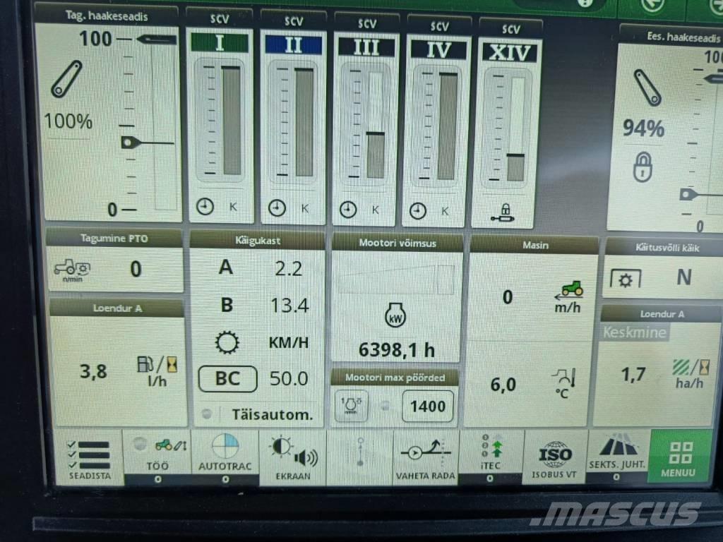 John Deere 6215 R الجرارات