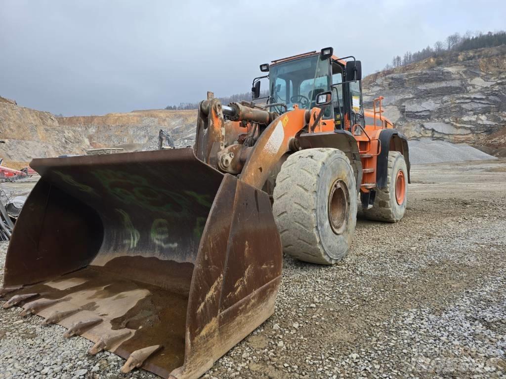 Doosan DL 450 لوادر بعجل