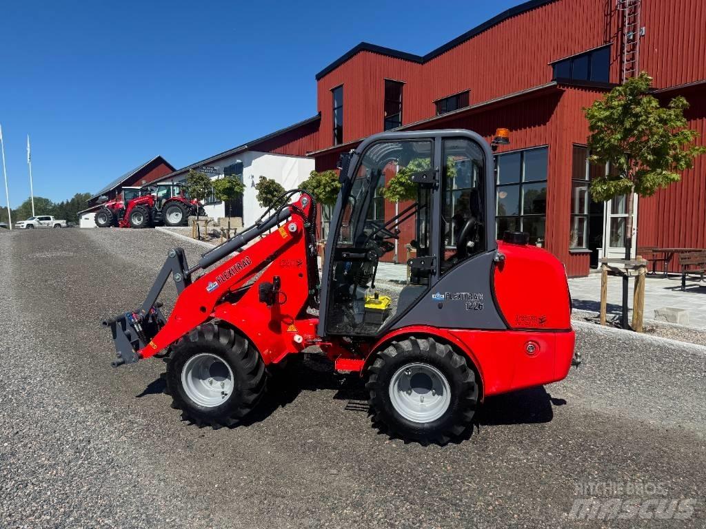 Flexitrac 1226 CAB لوادر متعددة الأغراض