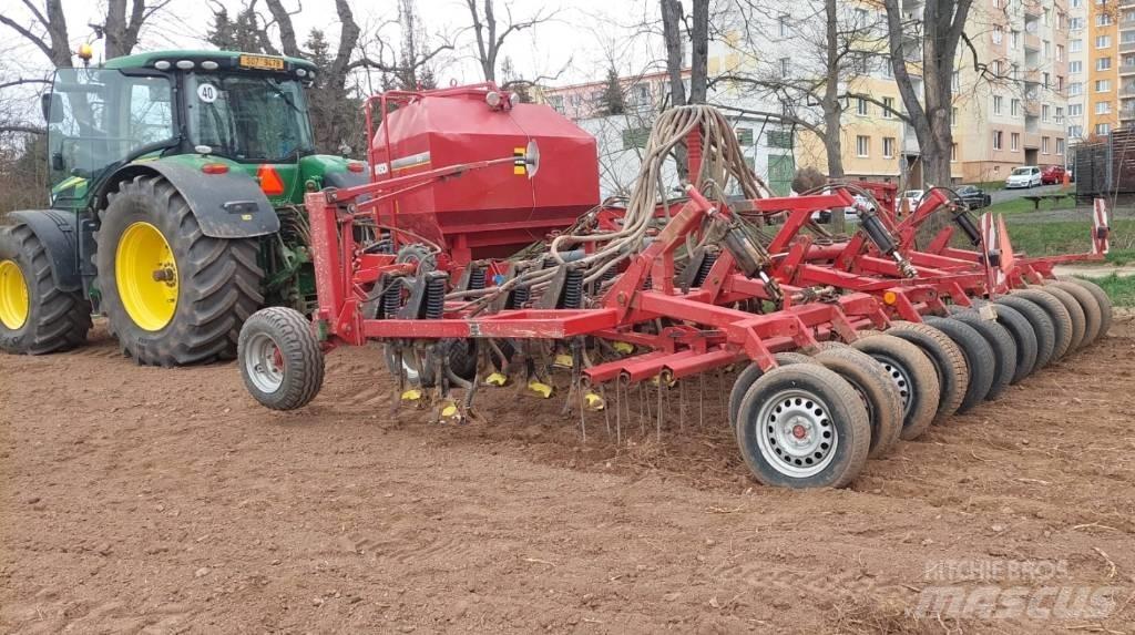 Horsch CO 6 مثاقيب مدمجة